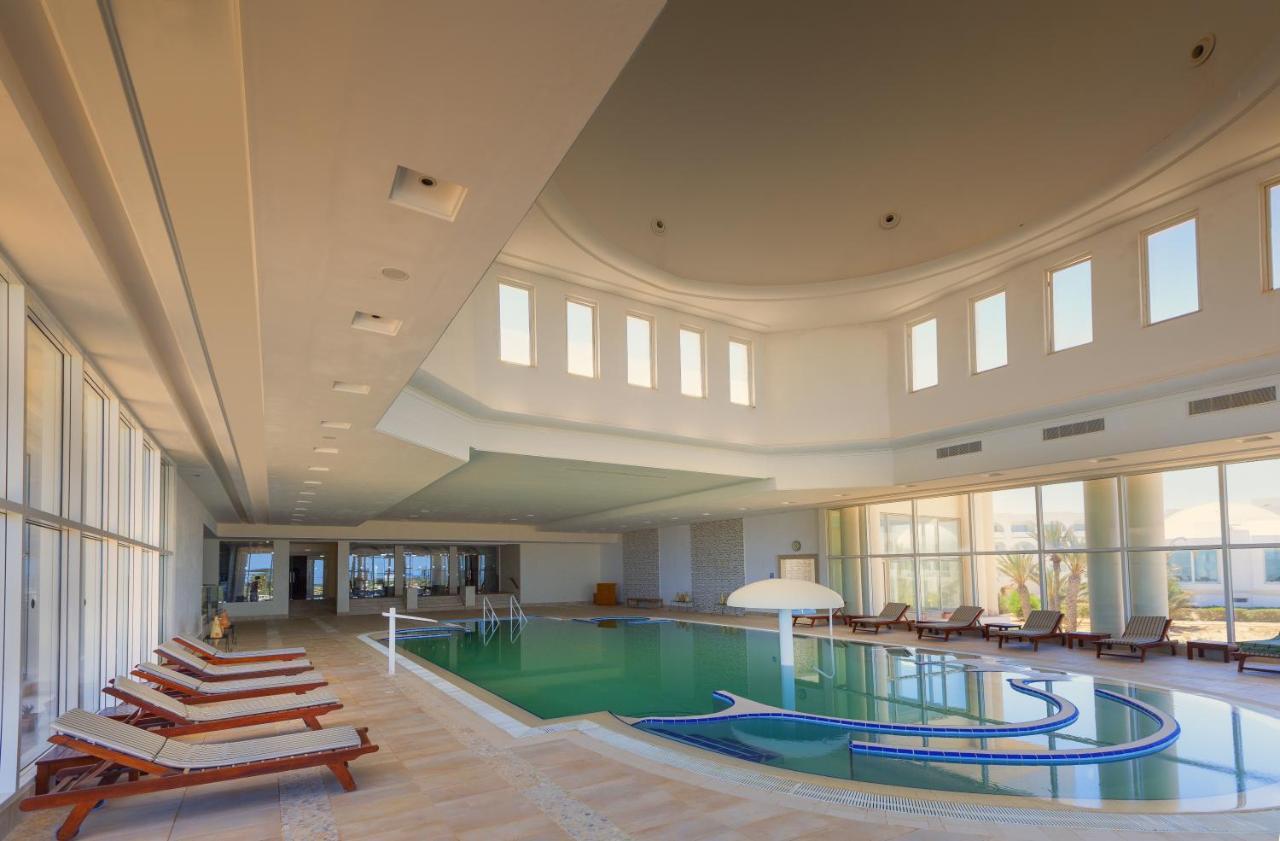 Djerba Plaza Thalasso&Spa Triffa Bagian luar foto
